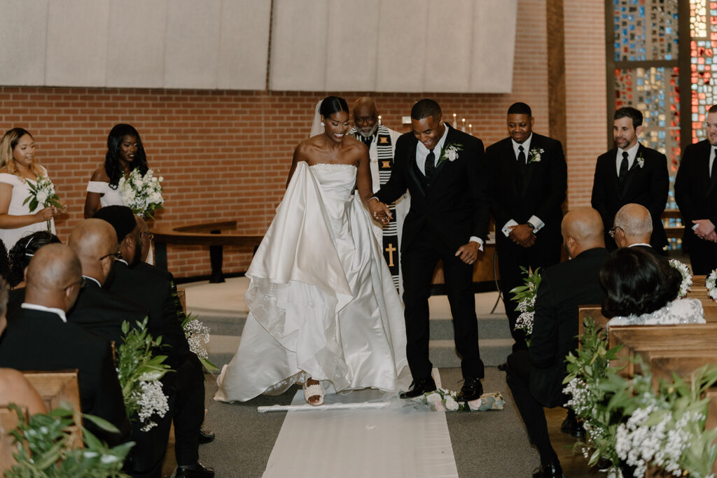 Matt Barnes & Cierra Johnson Wedding Photo at Ohio Statehouse