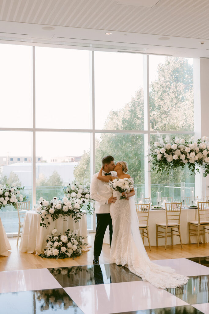 Columbus Museum of Art Wedding Decor